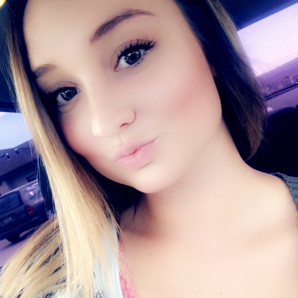 Meet your Posher, Kristin